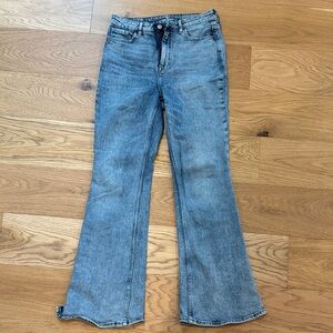 Old Navy Light Blue Flare Jeans, Size 4
